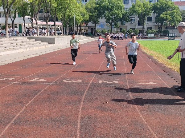 湖北沙洋后港小学组织六年级全体学生开展体育达标测试(图3)