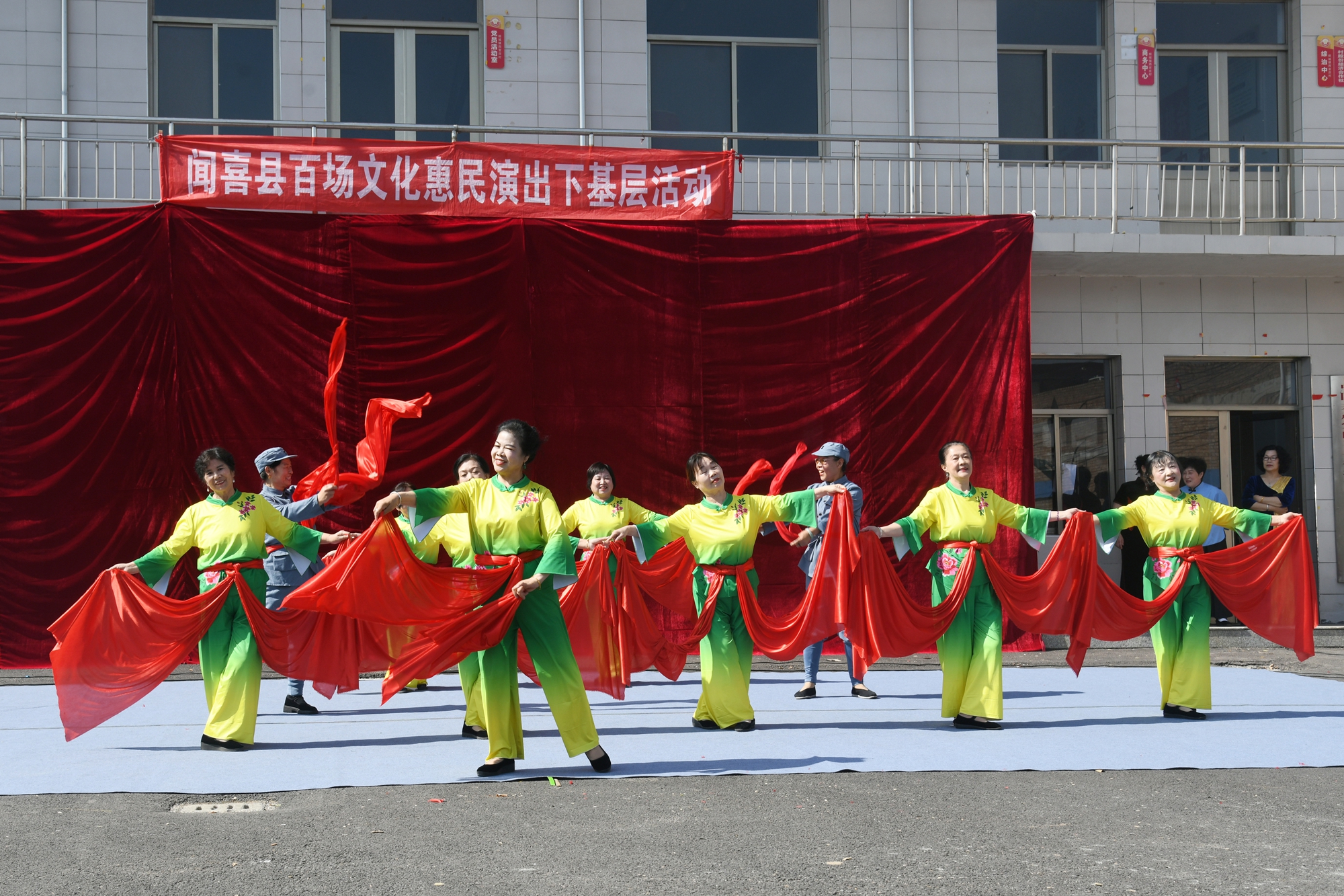 山西闻喜：文艺演出送下乡 文化惠民暖人心(图3)